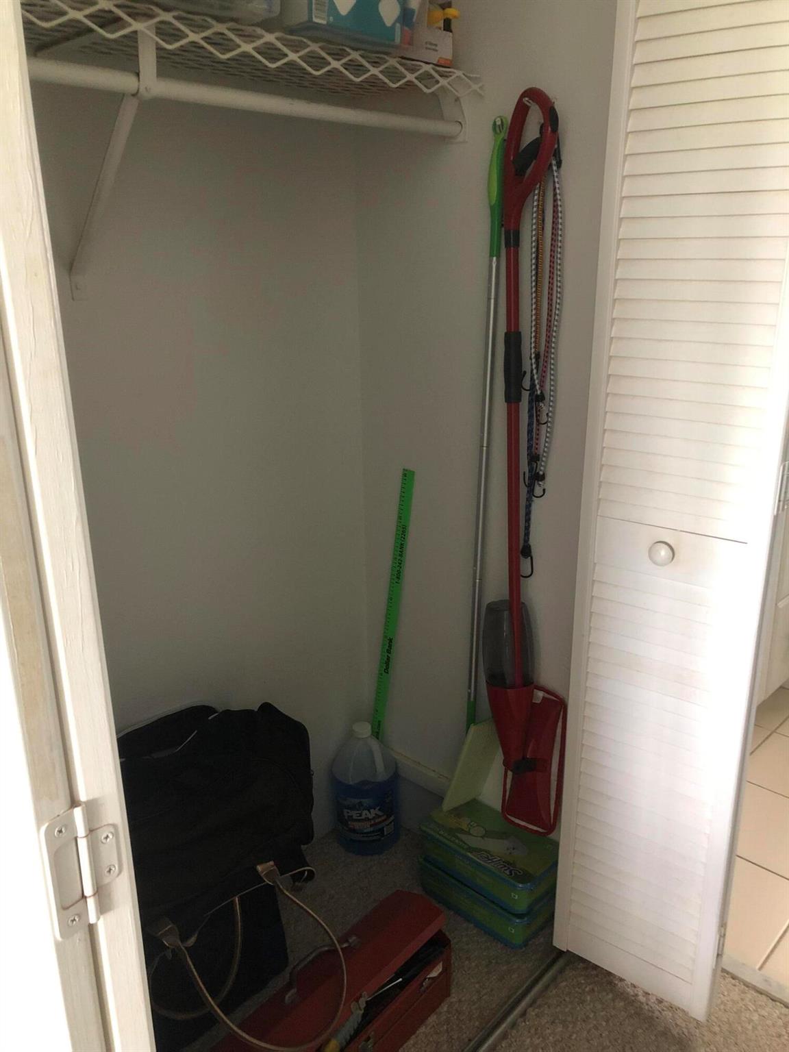 3836 Via Poinciana 406