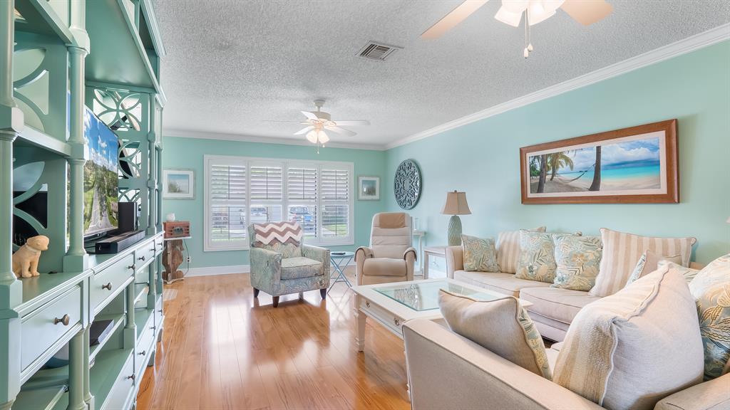 9985 Papaya Tree Trail A