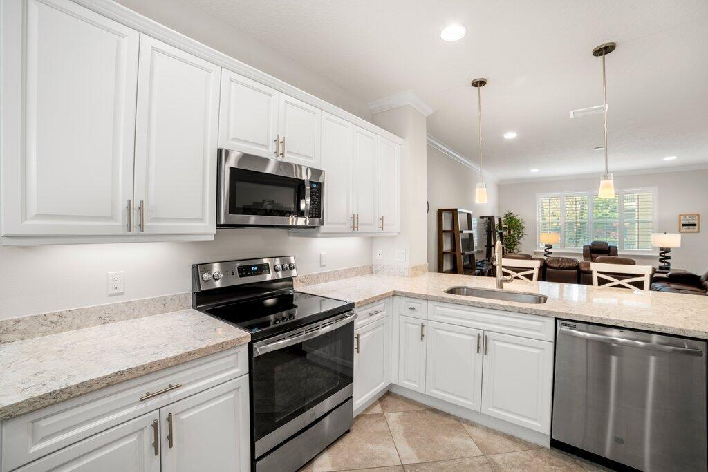141 Sword Fern Place