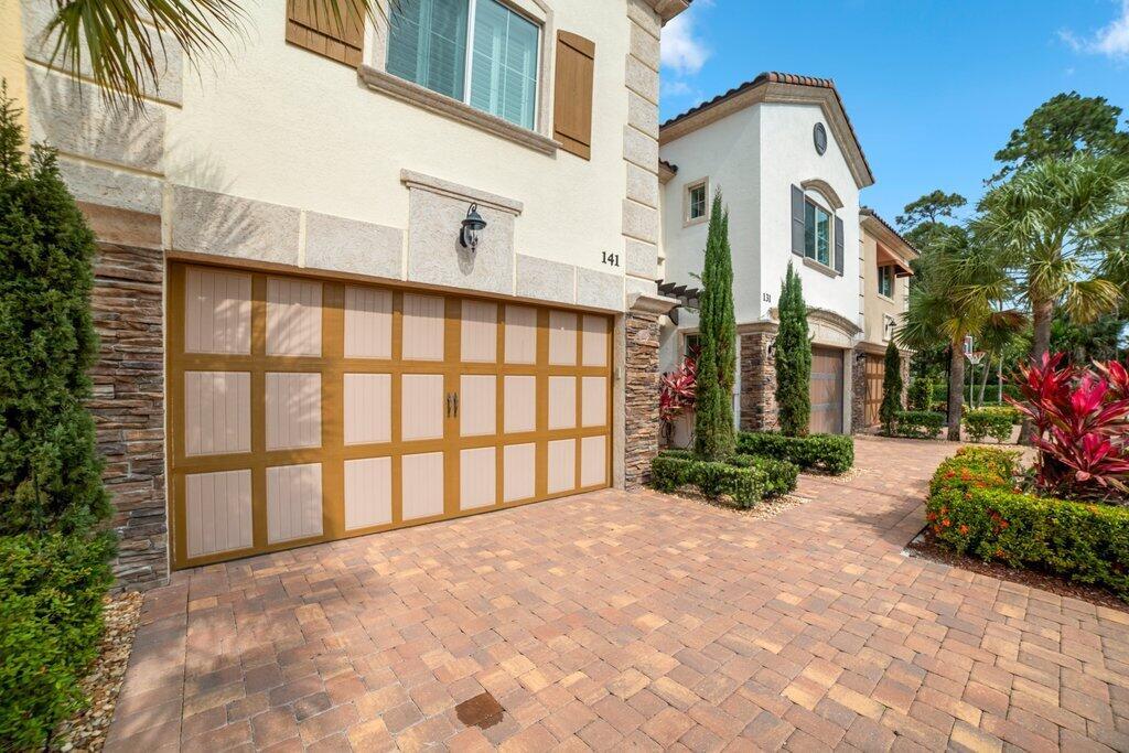 141 Sword Fern Place