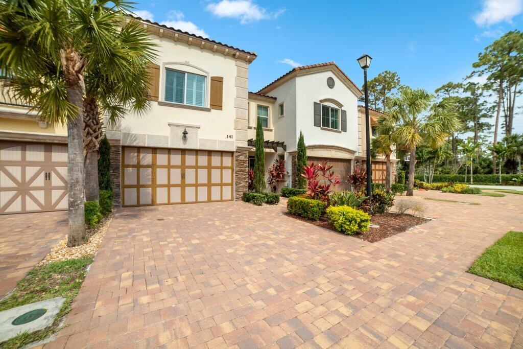 141 Sword Fern Place