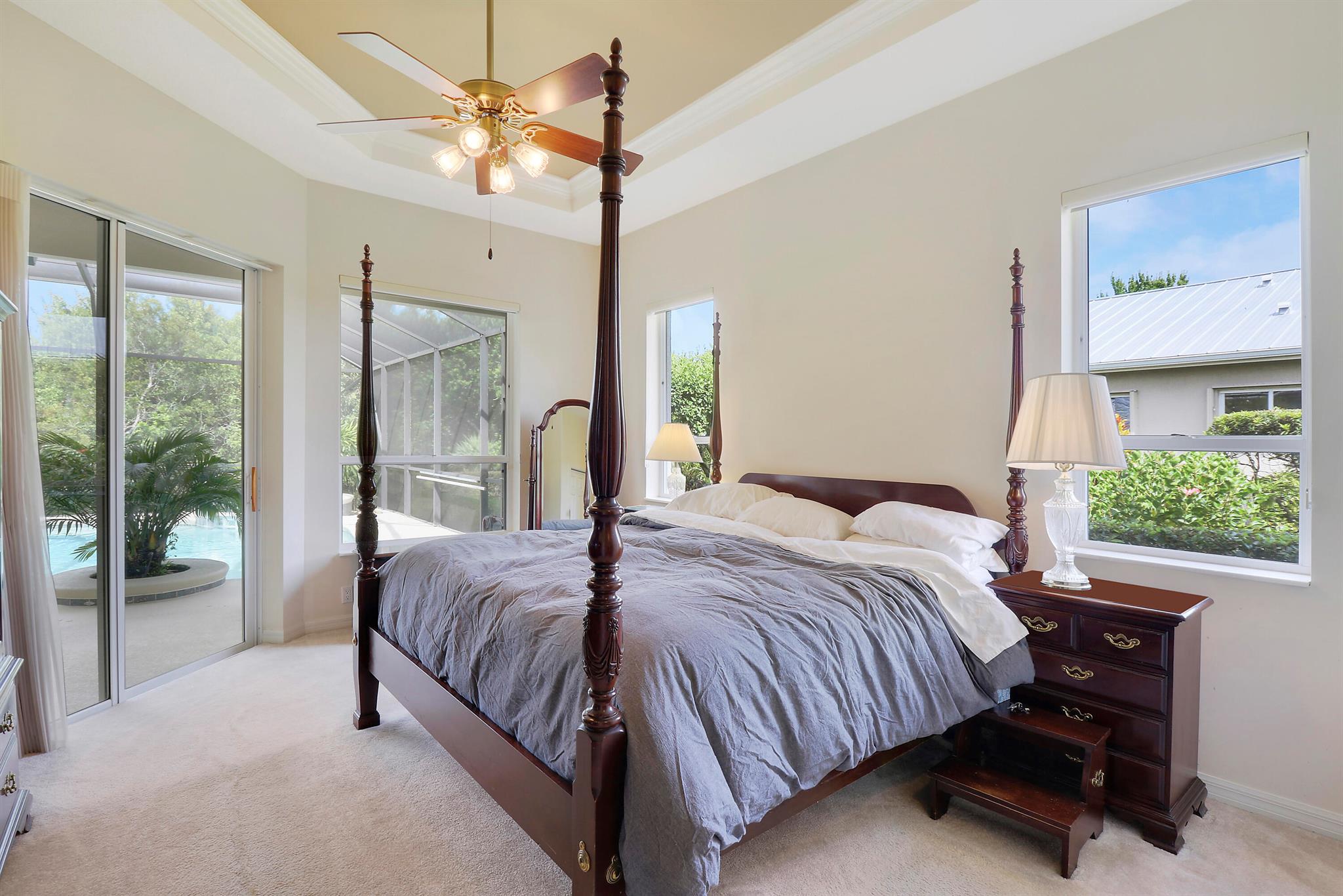 7996 SE Sequoia Drive