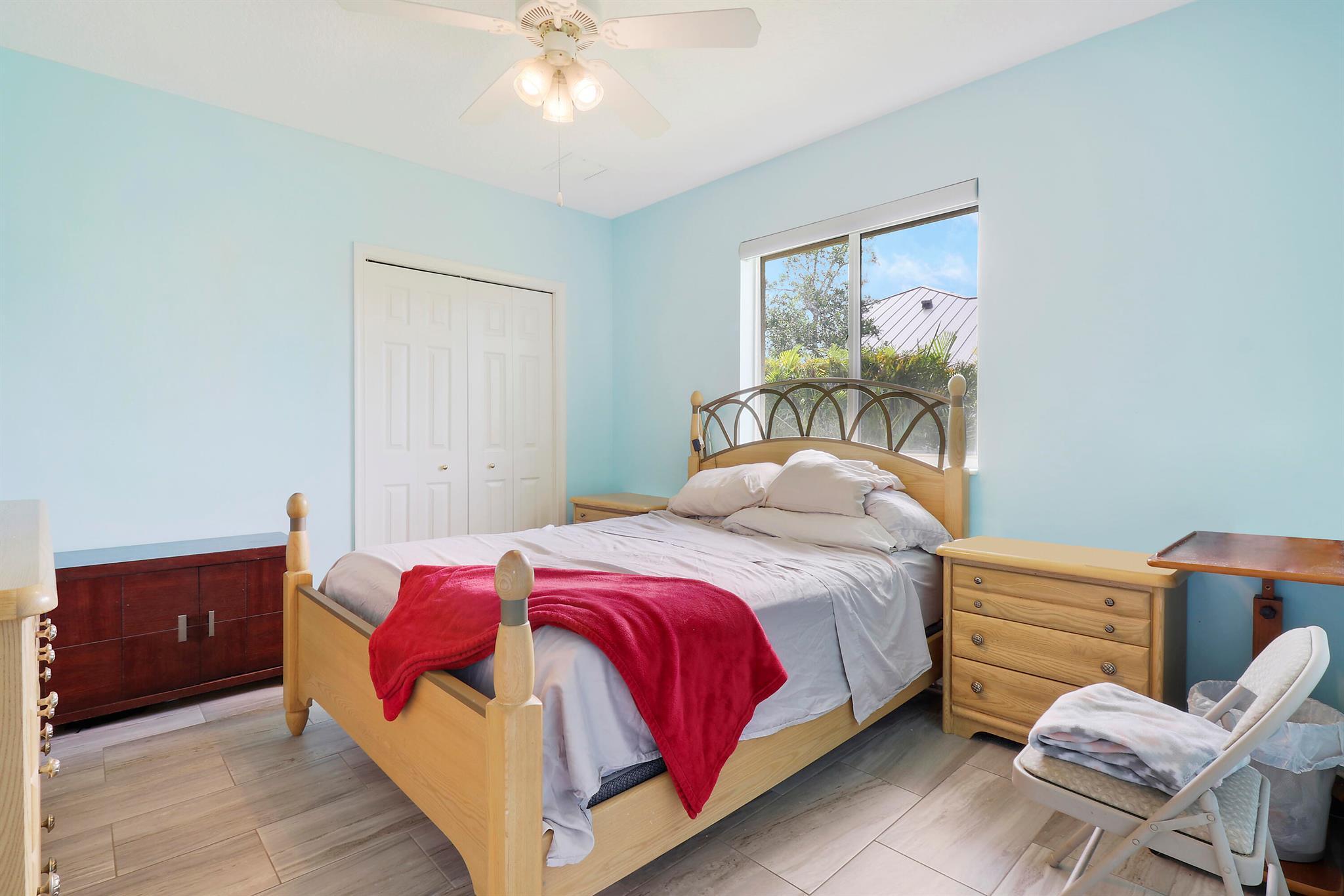 7996 SE Sequoia Drive