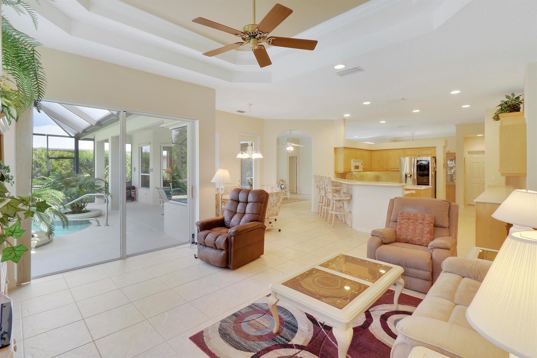 7996 SE Sequoia Drive