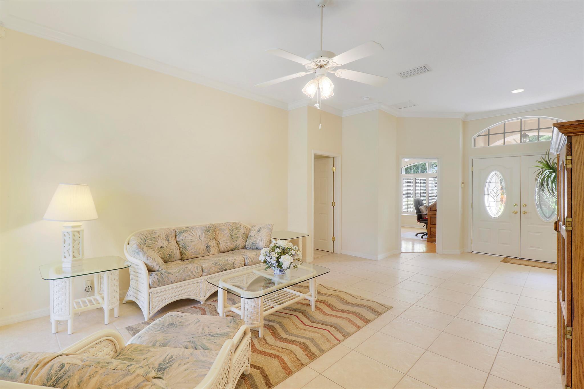 7996 SE Sequoia Drive