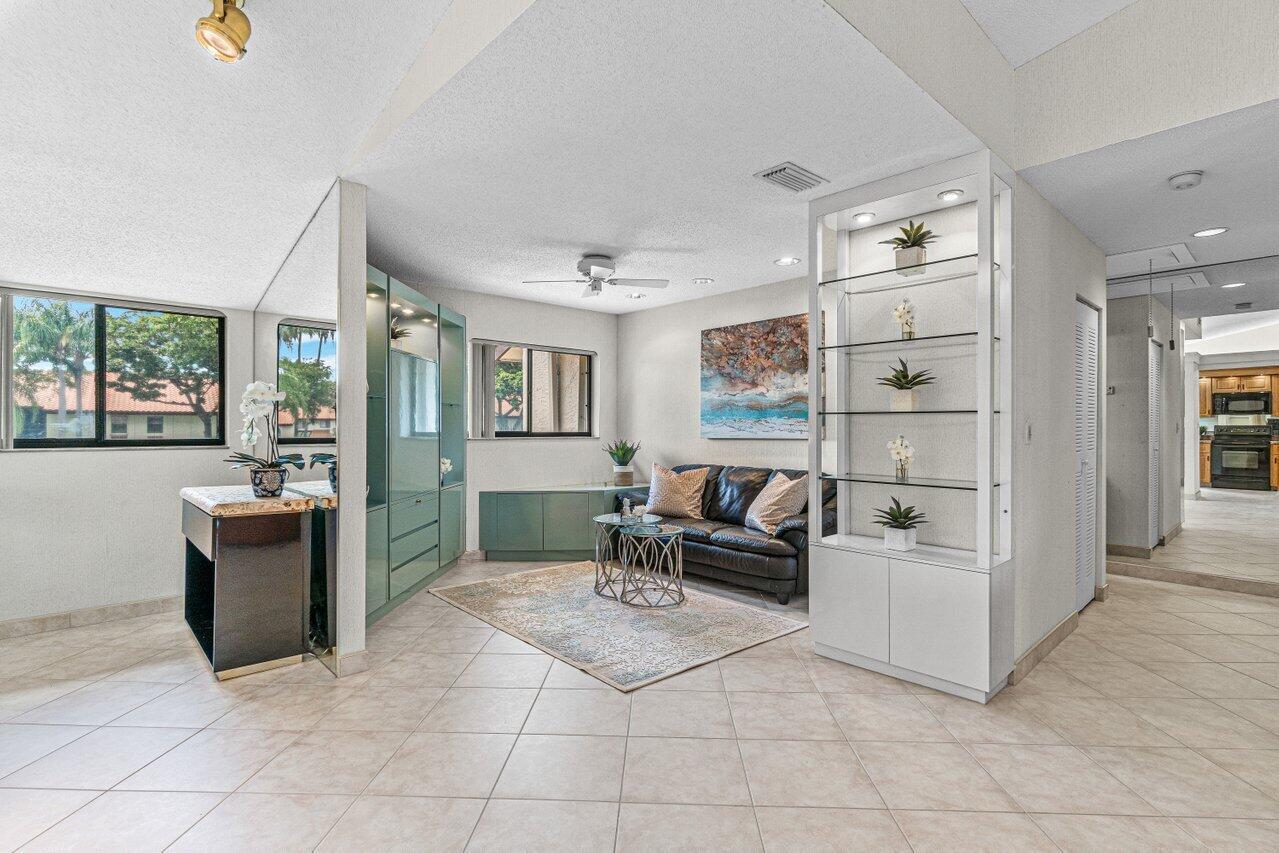 10828 Lake Palm Lane 202