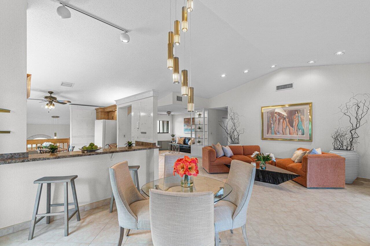 10828 Lake Palm Lane 202