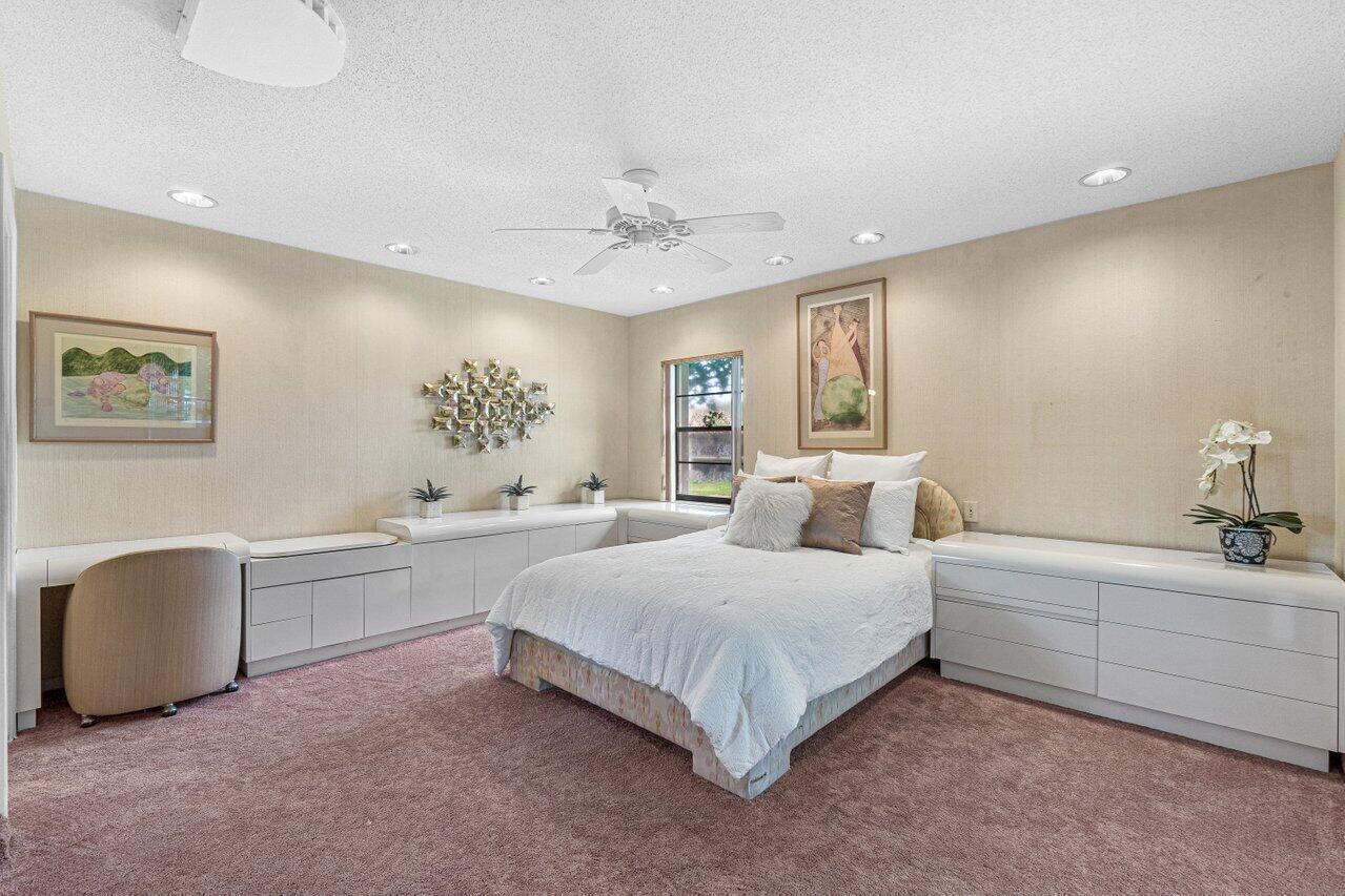 10828 Lake Palm Lane 202