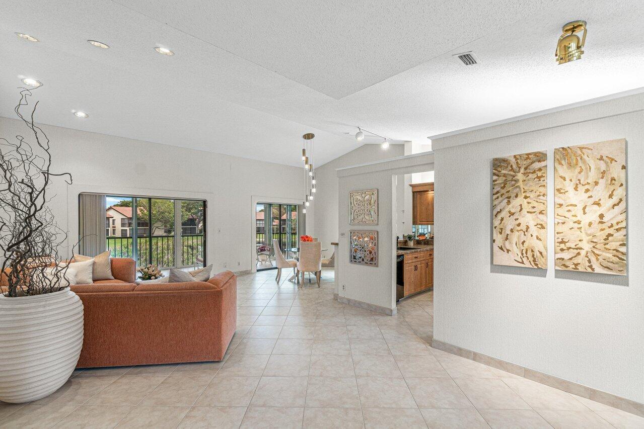 10828 Lake Palm Lane 202