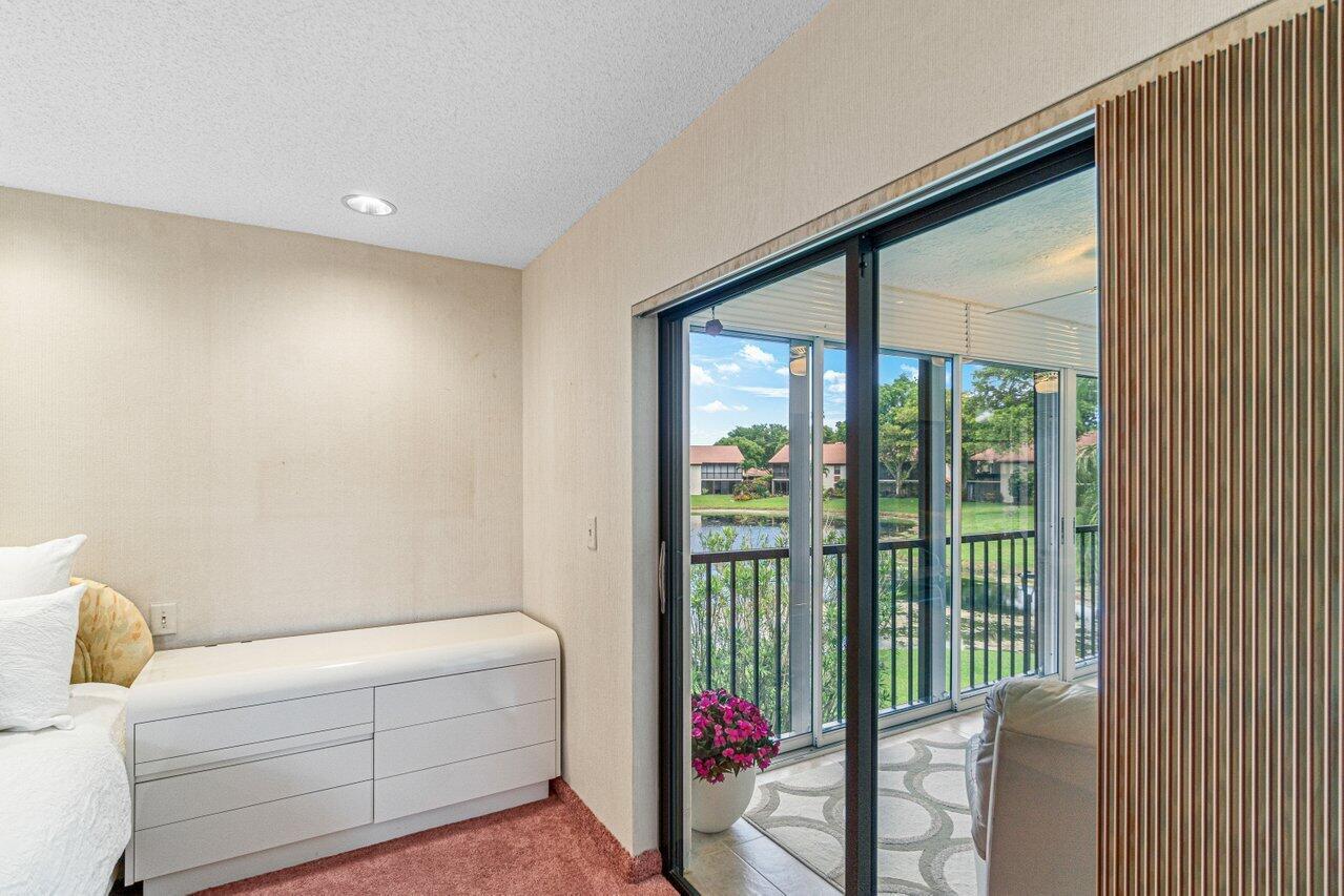 10828 Lake Palm Lane 202