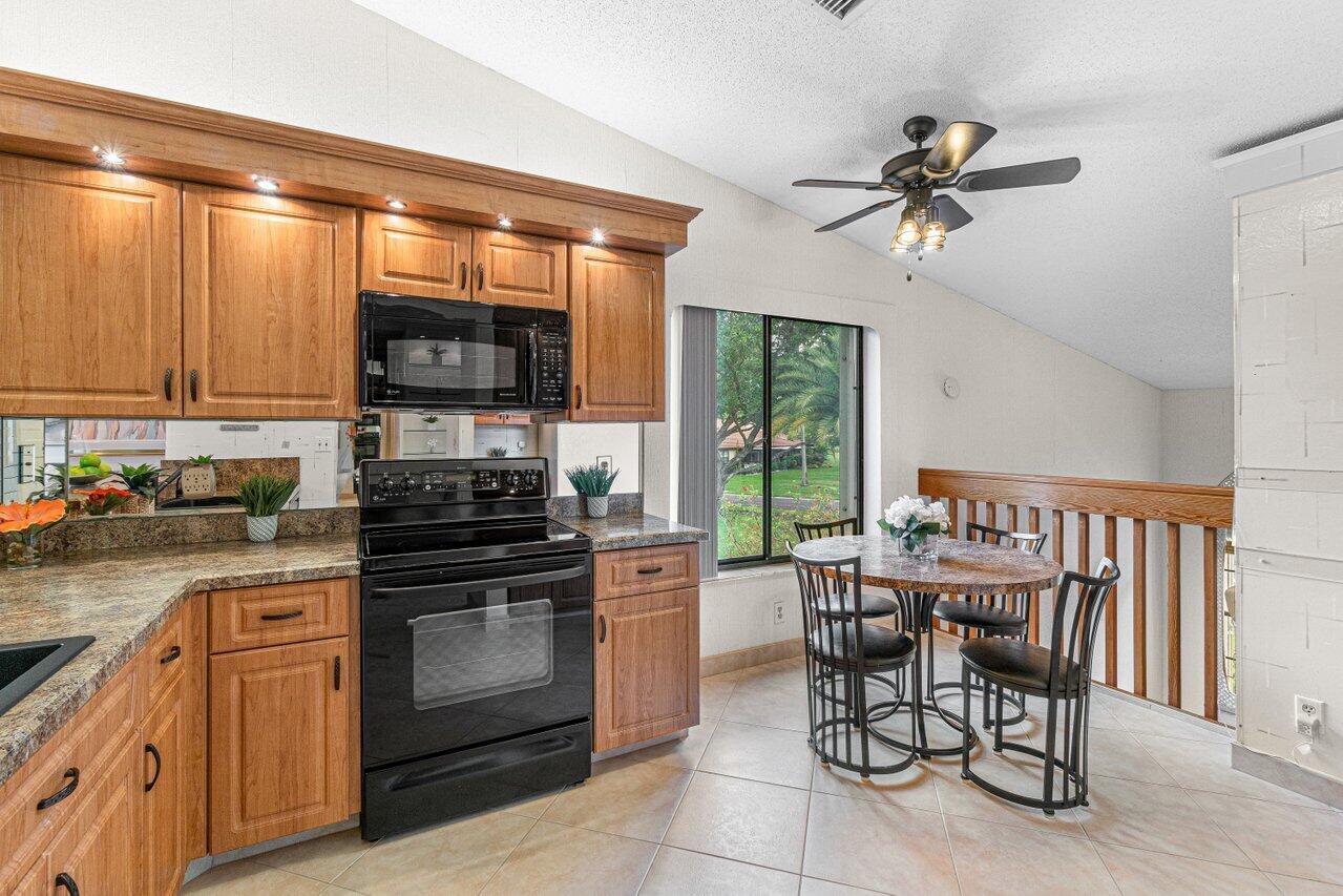 10828 Lake Palm Lane 202