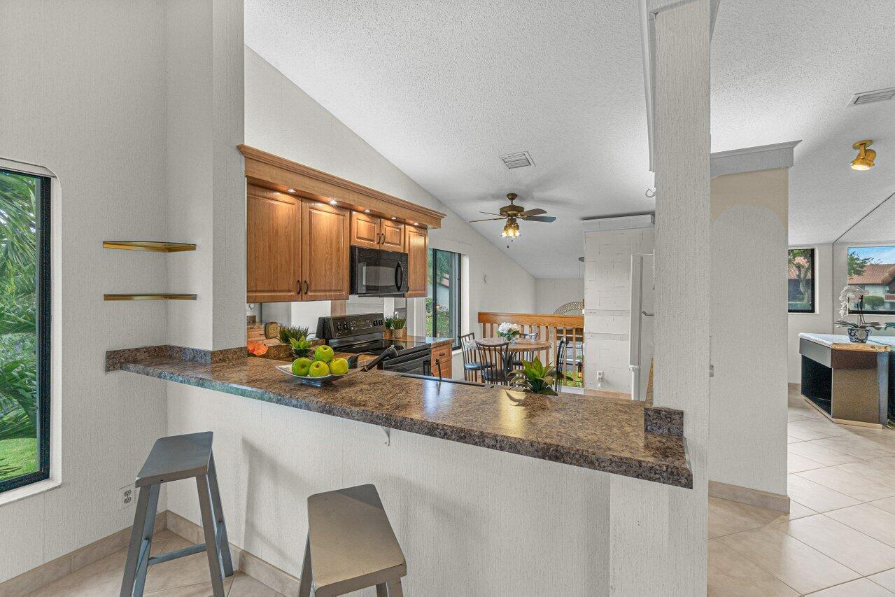 10828 Lake Palm Lane 202