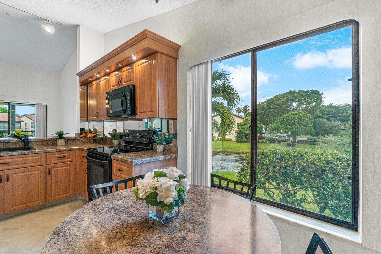 10828 Lake Palm Lane 202