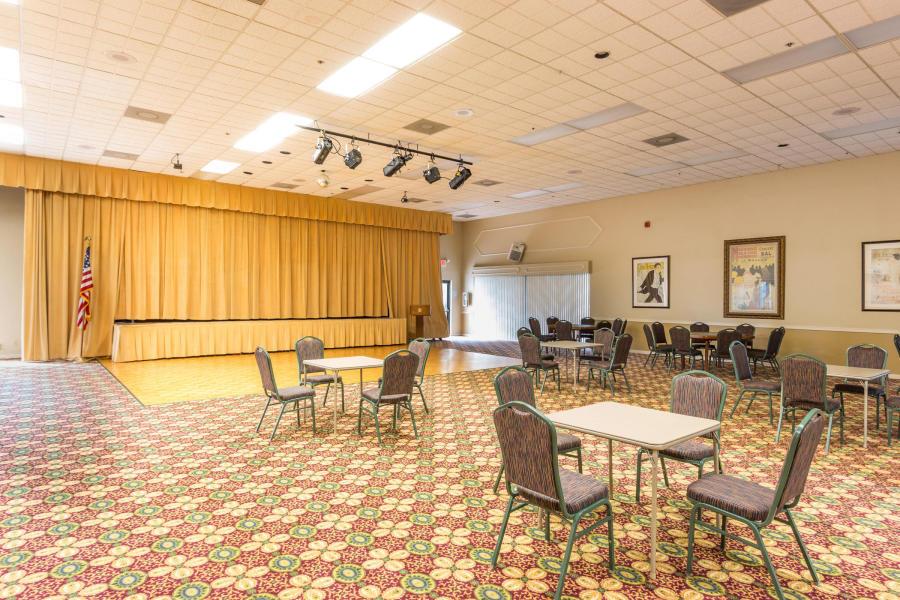 10828 Lake Palm Lane 202