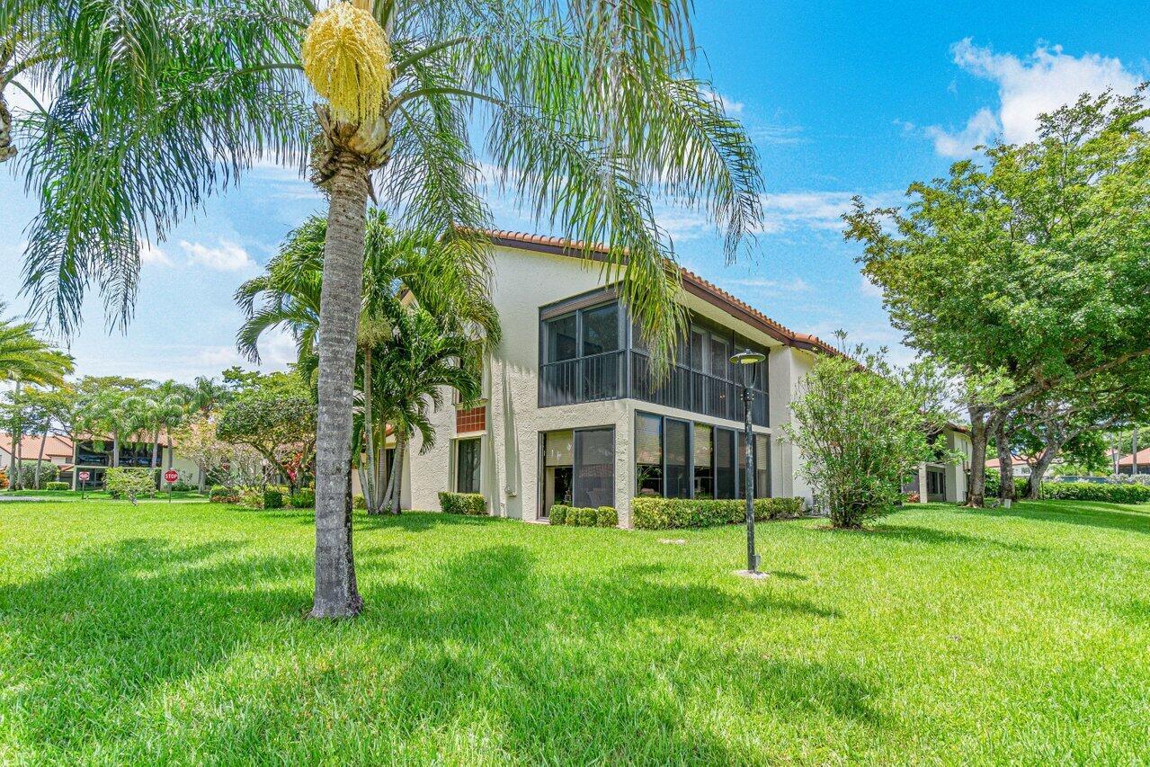 10828 Lake Palm Lane 202