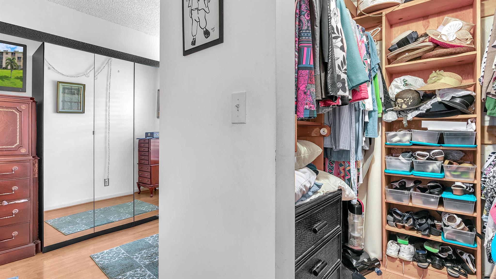 7145 Huntington Lane 106