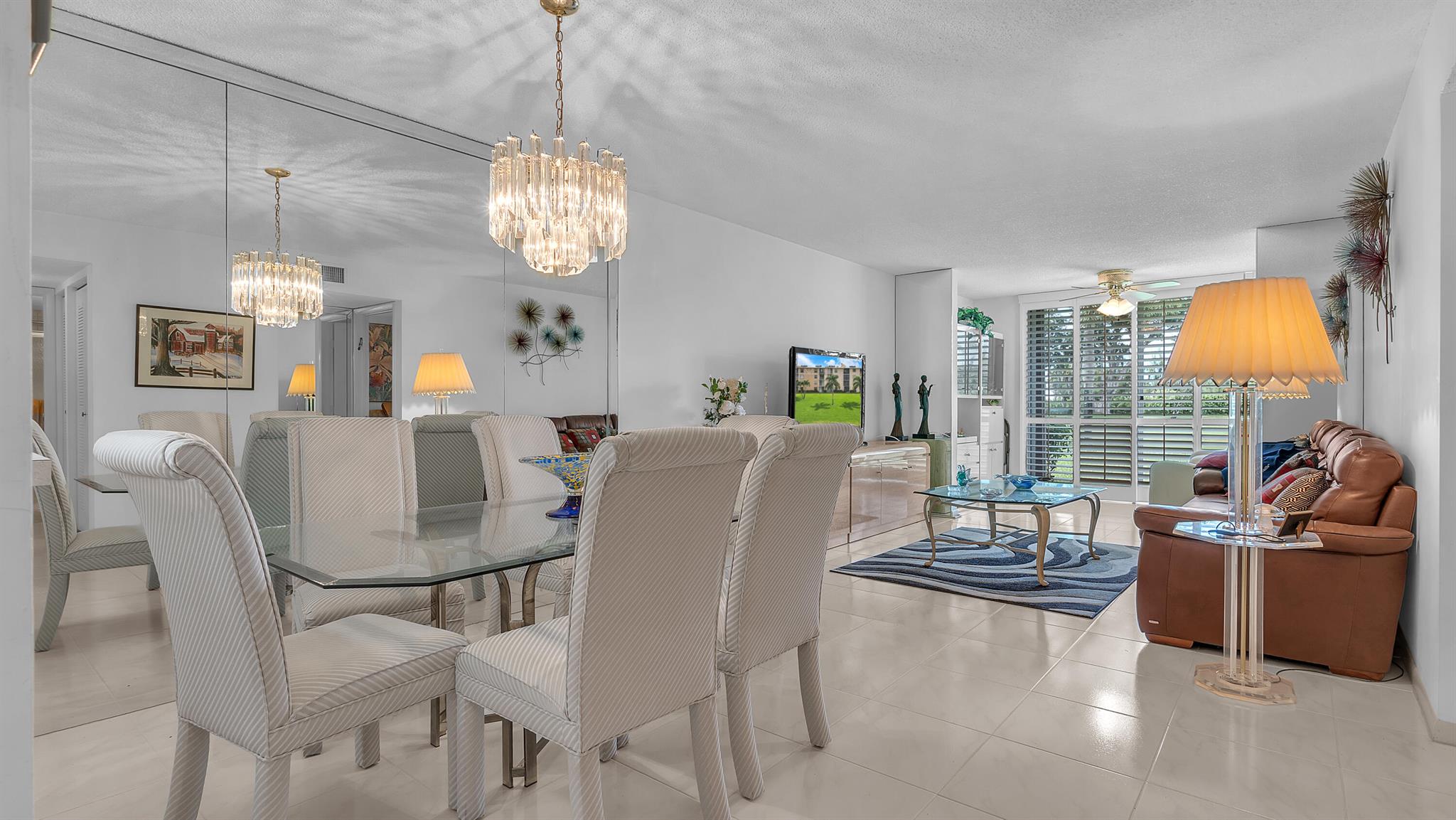 7145 Huntington Lane 106