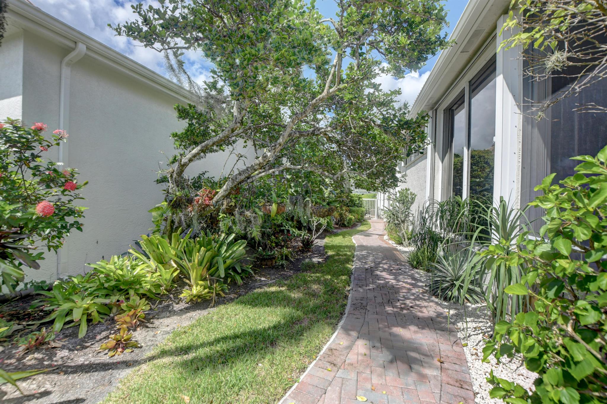 7749 Villa D Este Way