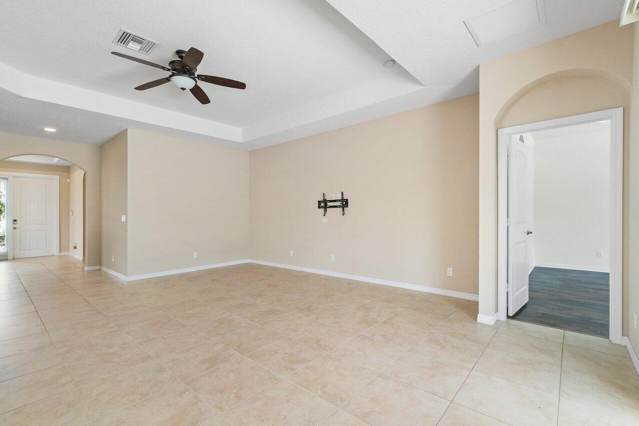 7074 Prudencia Drive