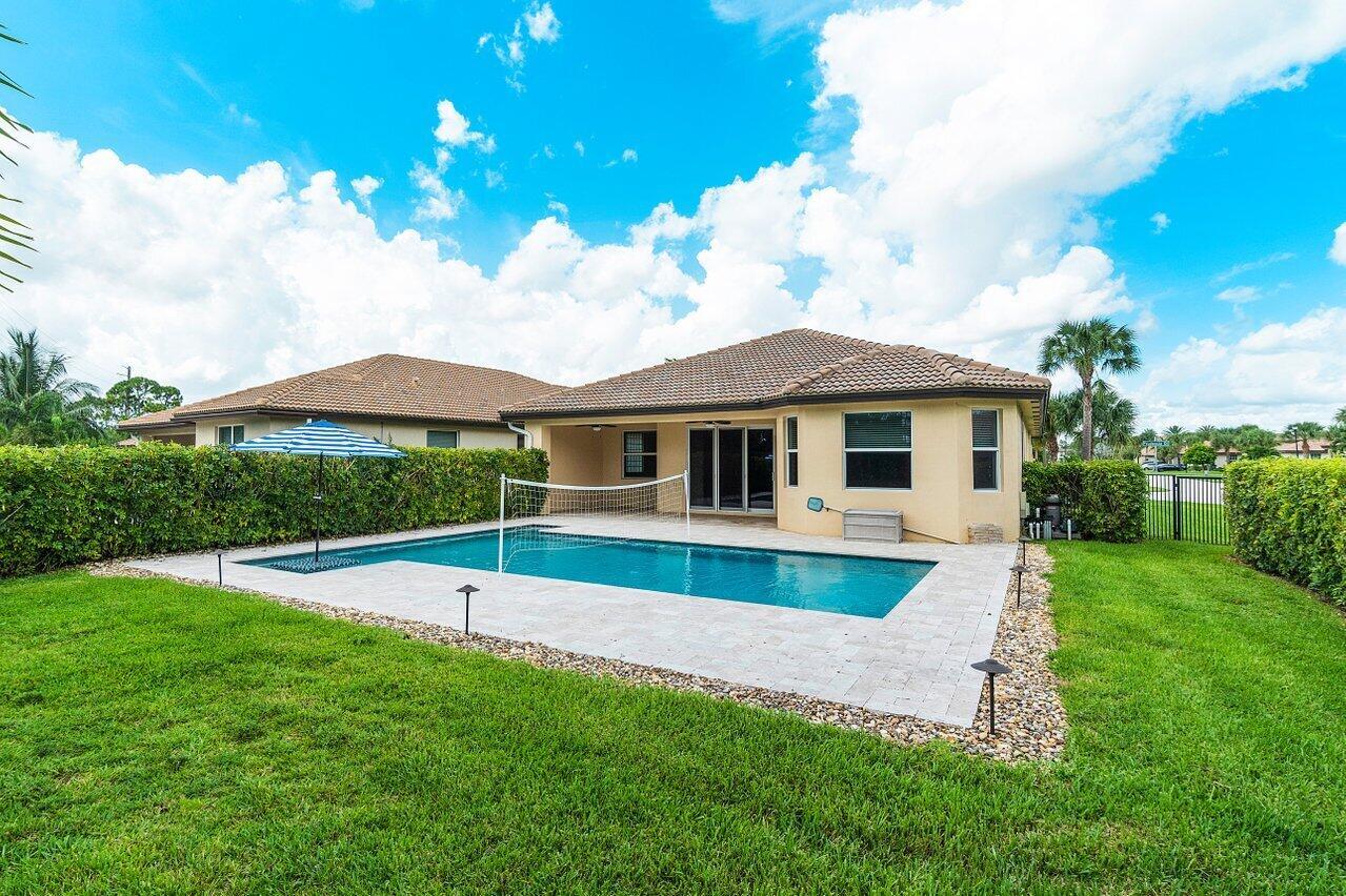 7074 Prudencia Drive