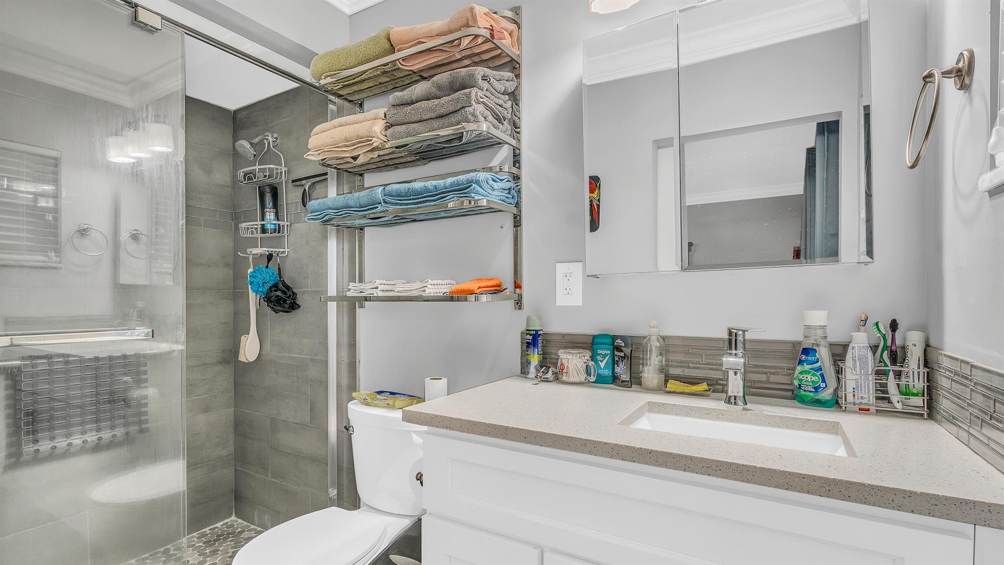 258 Cape Cod Circle B