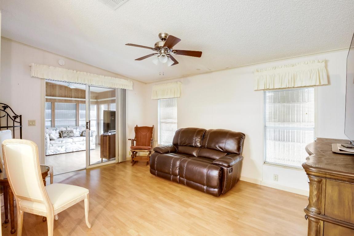 9201 Highpoint Drive