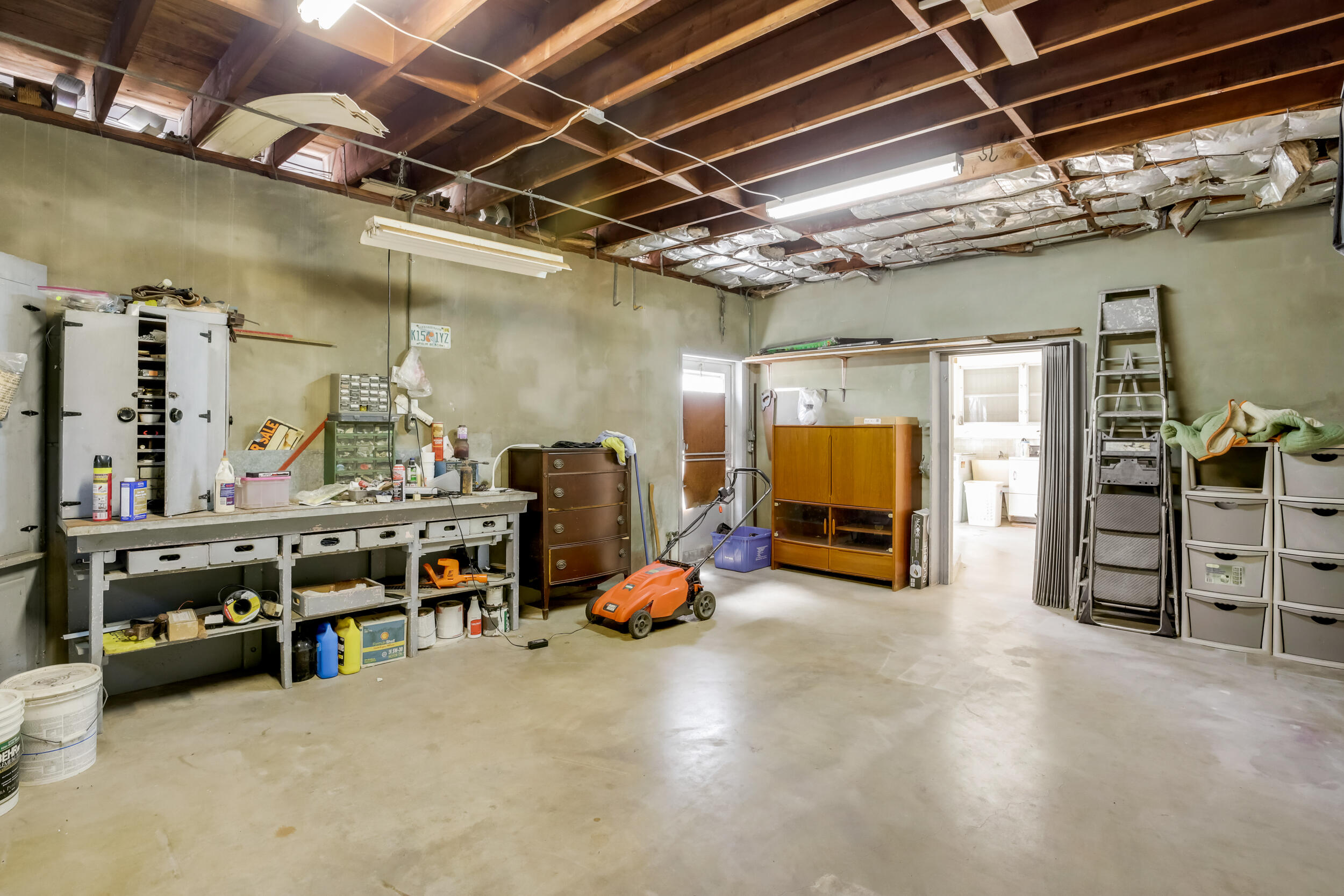 9201 Highpoint Drive