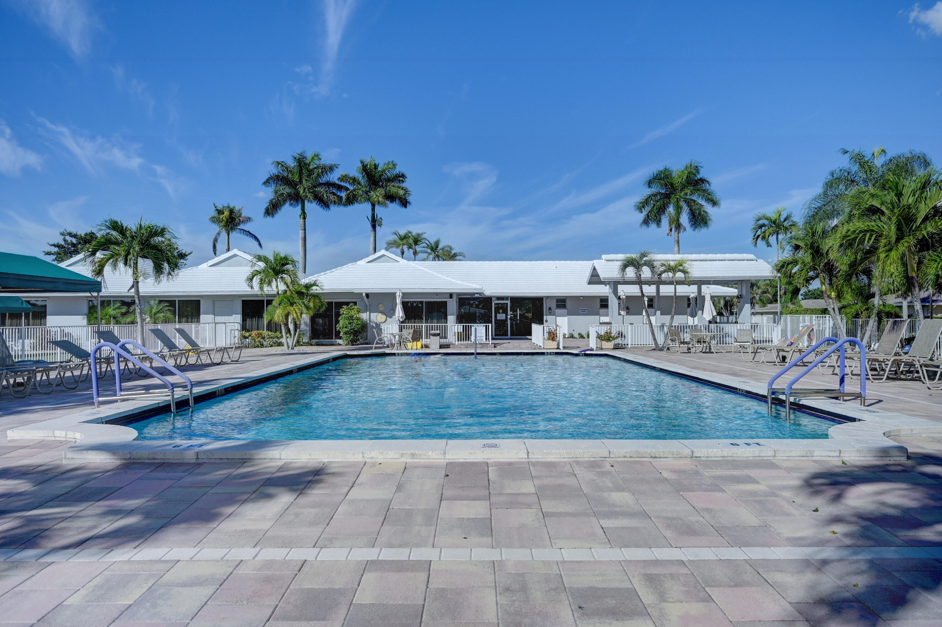 8916 Warwick Drive 4770