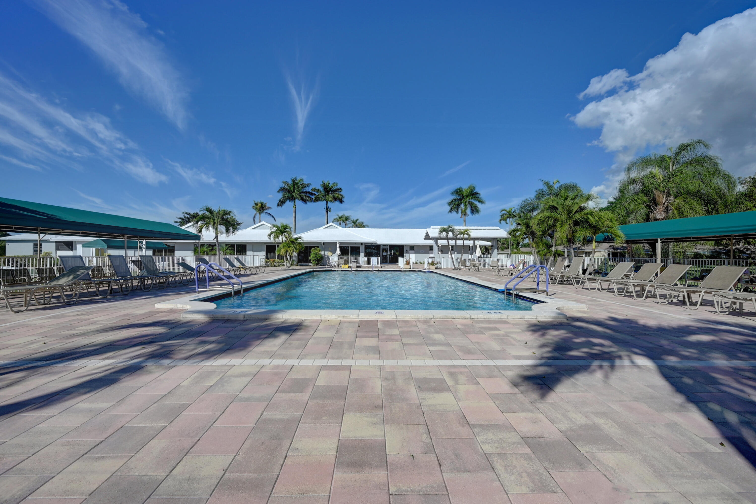 8916 Warwick Drive 4770