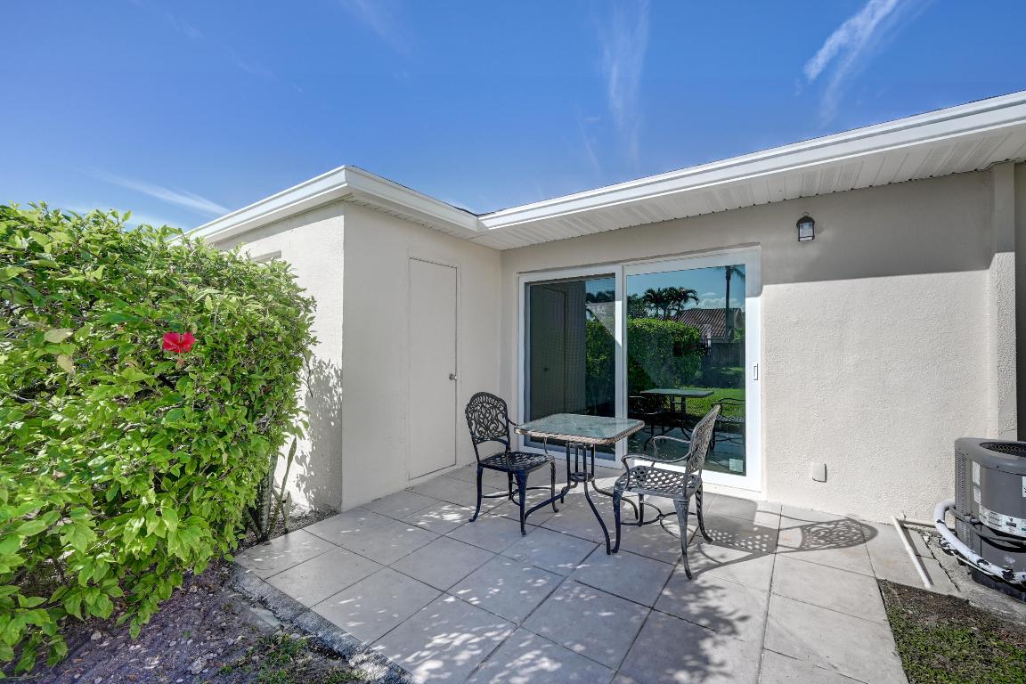 8916 Warwick Drive 4770