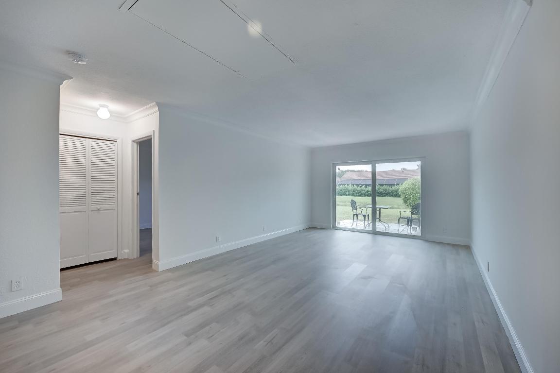 8916 Warwick Drive 4770