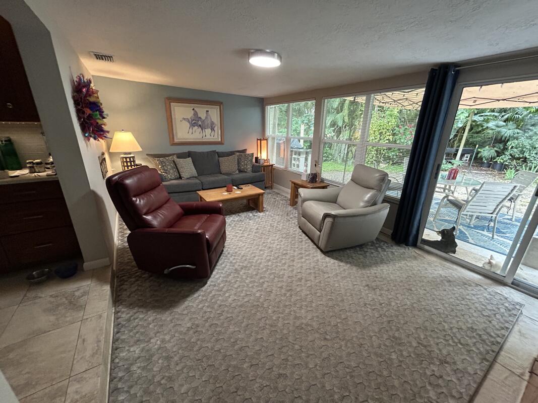 5360 Woodland Drive