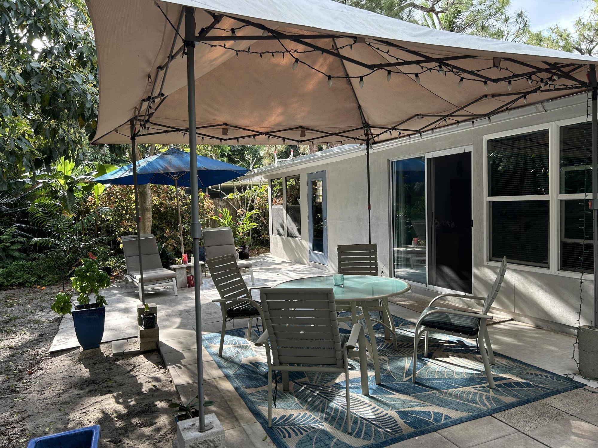 5360 Woodland Drive