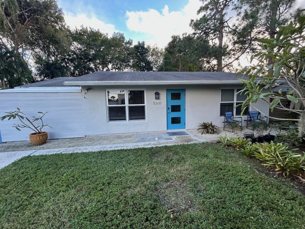 5360 Woodland Drive