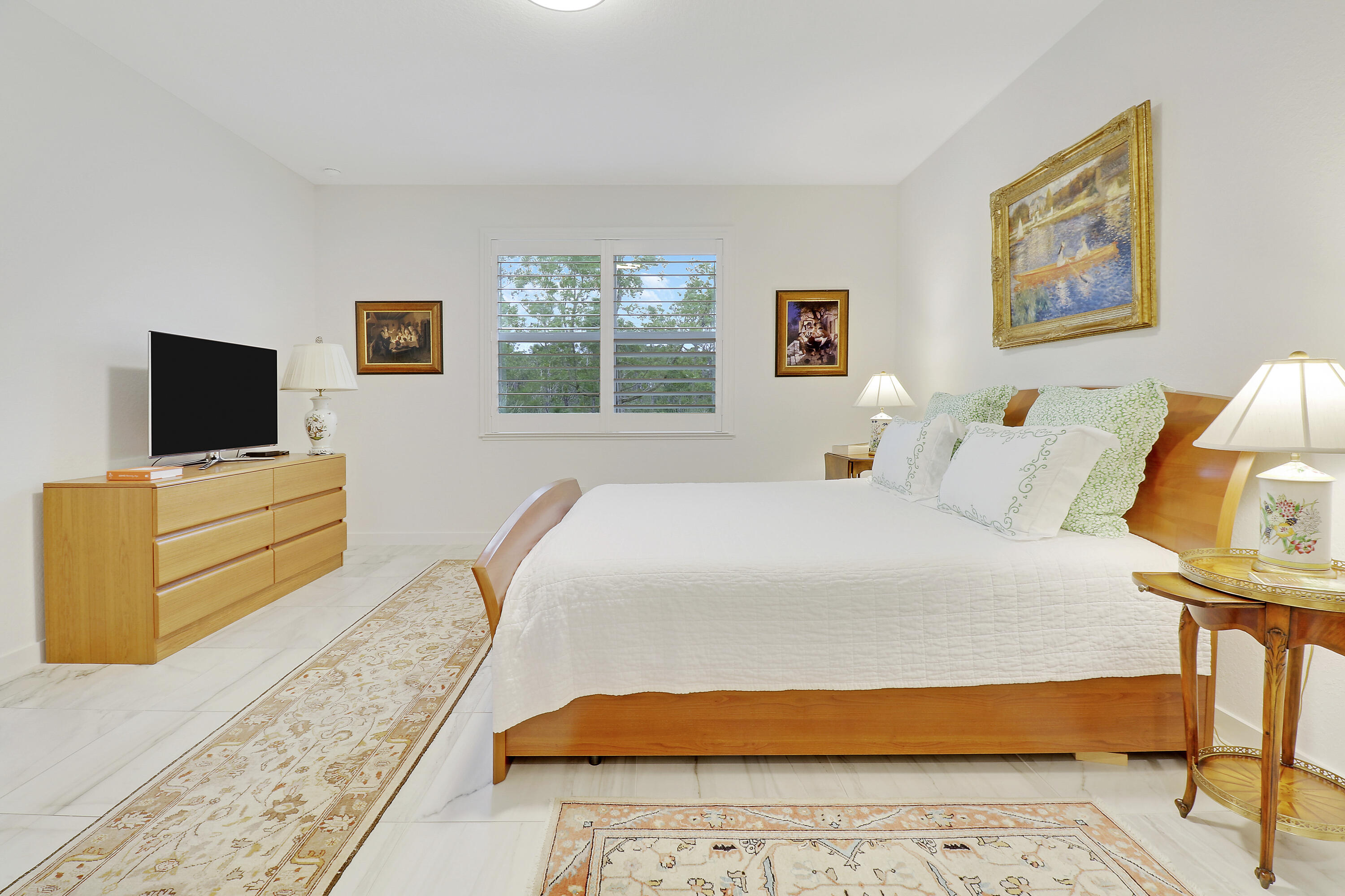 4571 NW Exchange Avenue