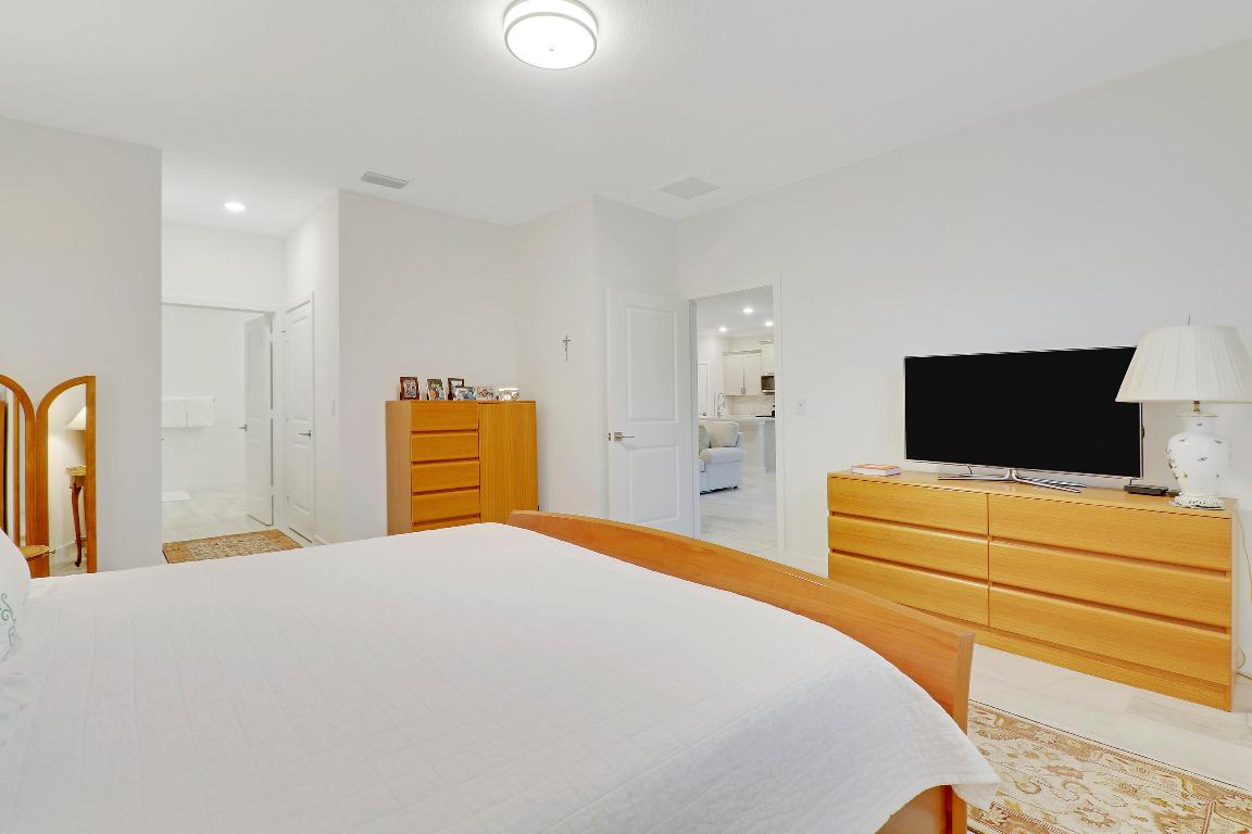 4571 NW Exchange Avenue