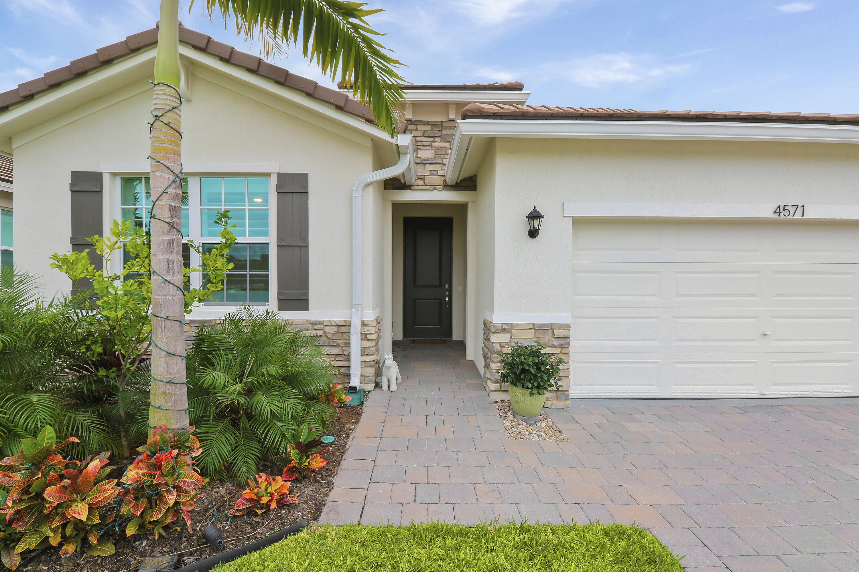 4571 NW Exchange Avenue