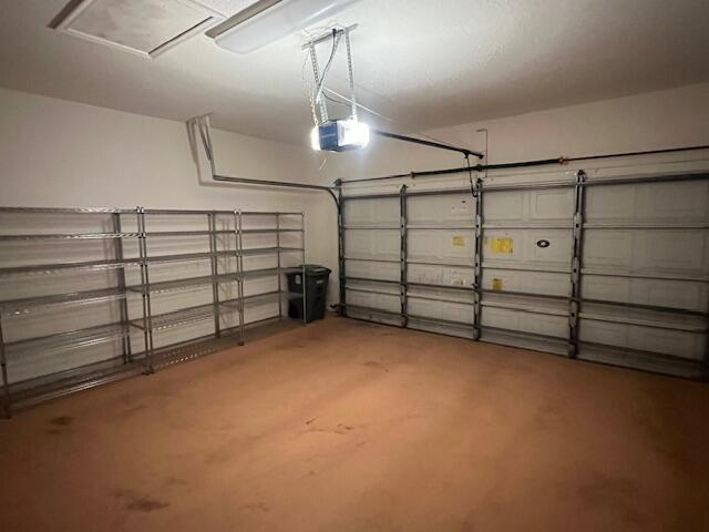 9511 N Crescent View Drive N