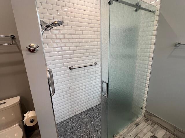 9511 N Crescent View Drive N