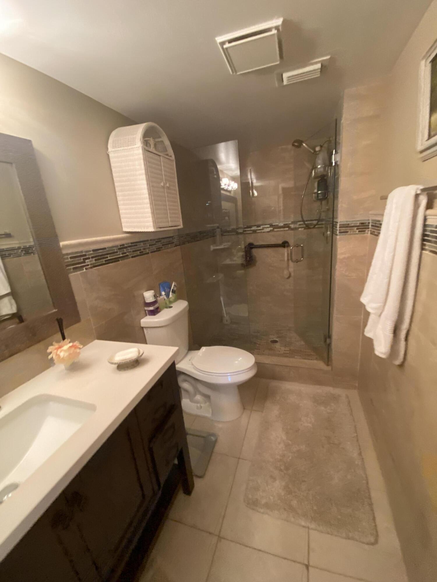 6515 Kensington Lane 104