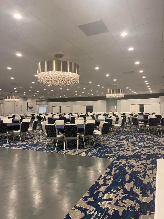 6515 Kensington Lane 104