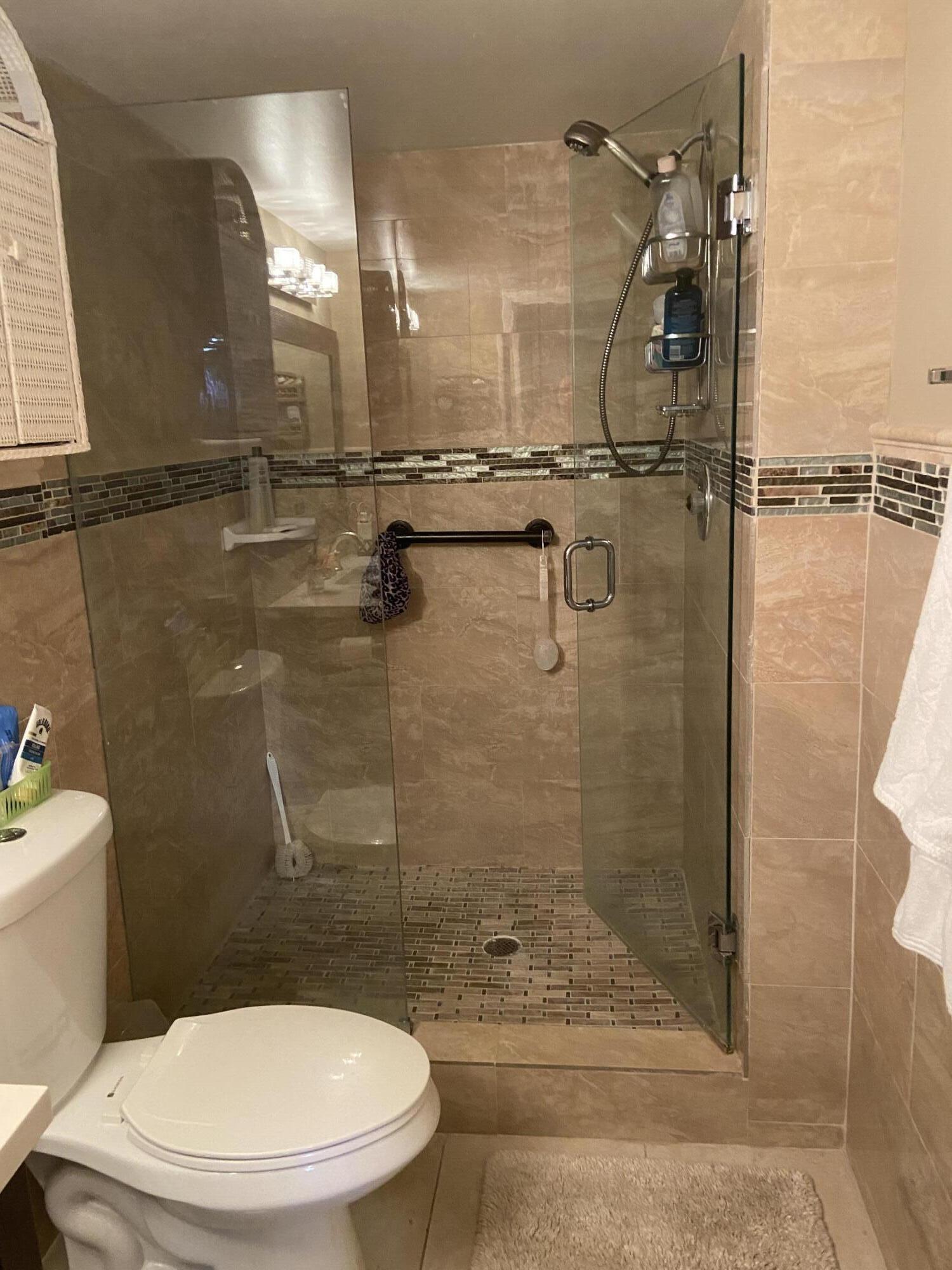 6515 Kensington Lane 104