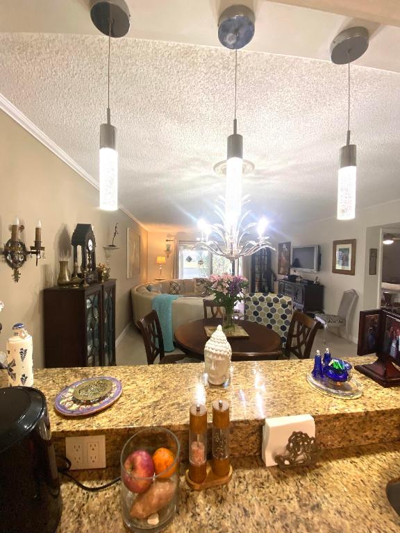 6515 Kensington Lane 104