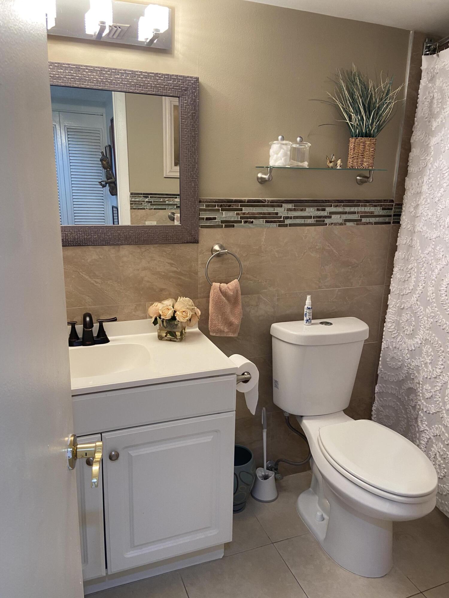 6515 Kensington Lane 104