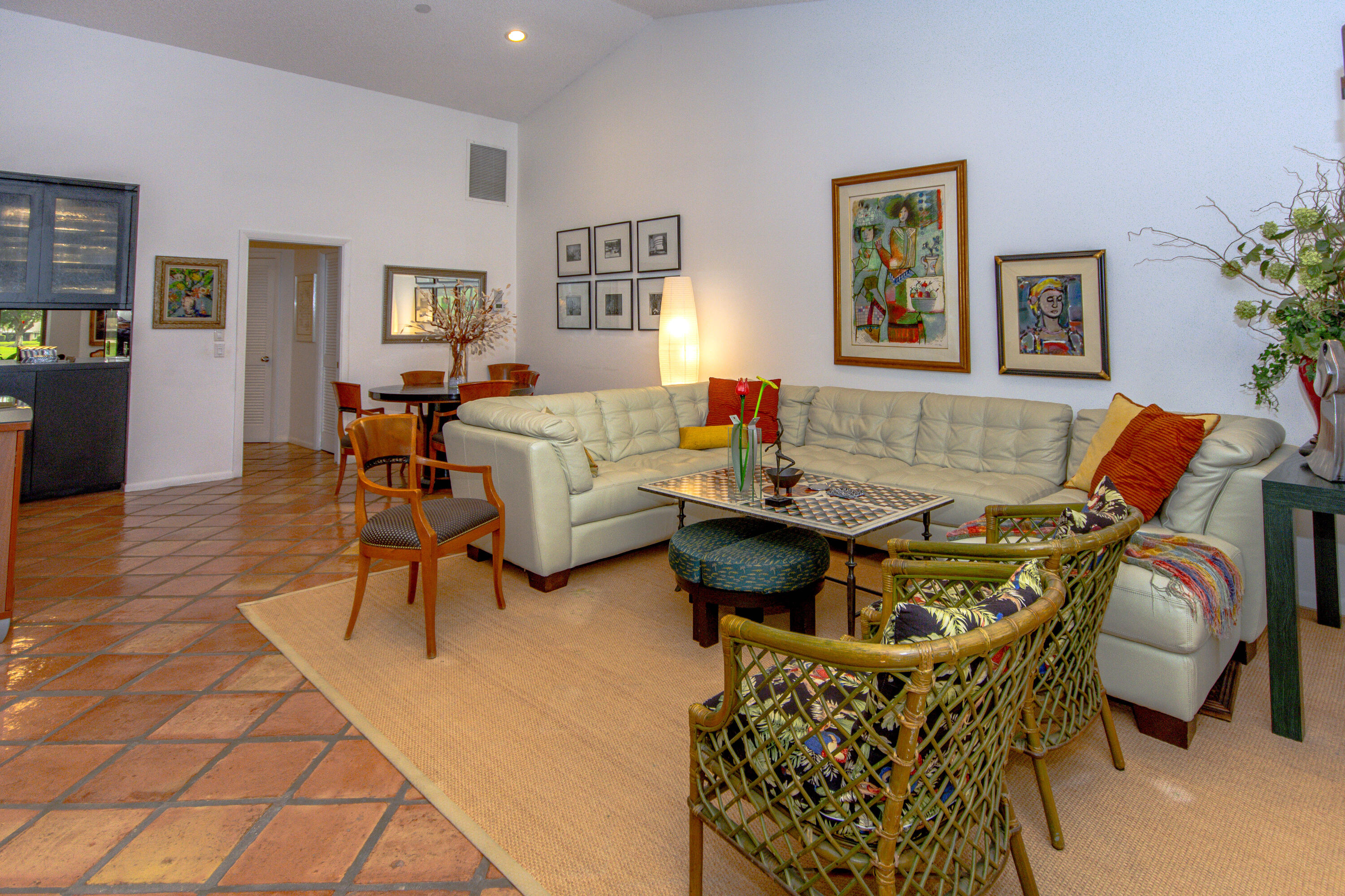 6692 Versailles Court