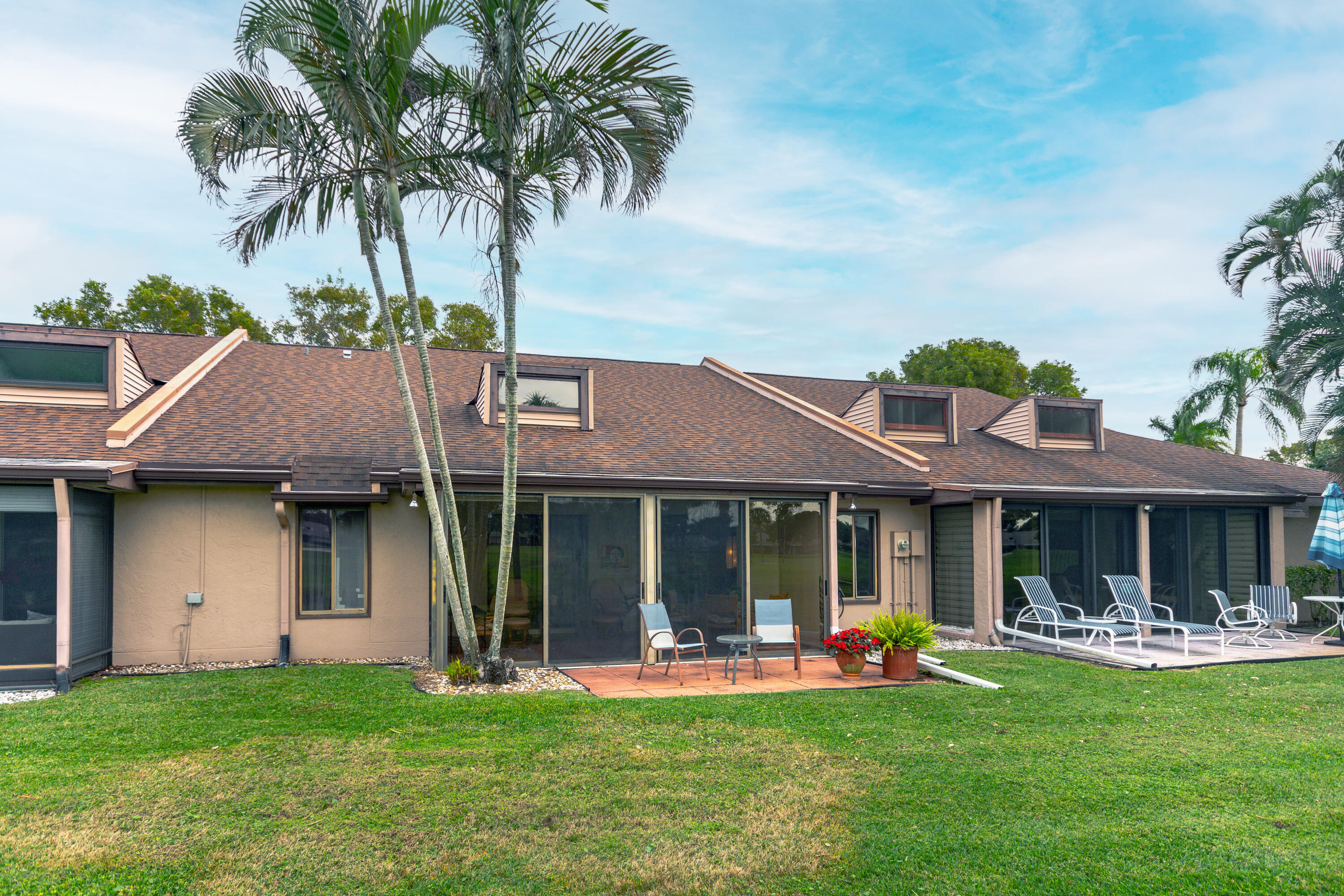 6692 Versailles Court