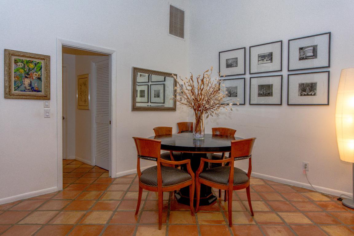 6692 Versailles Court