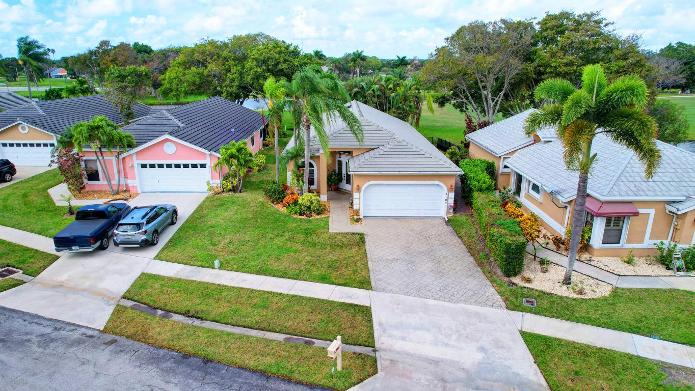 6105 Beaconwood Road