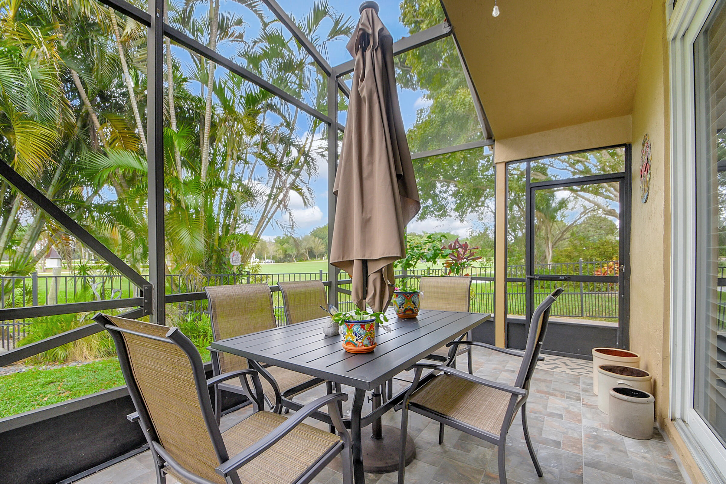 6105 Beaconwood Road