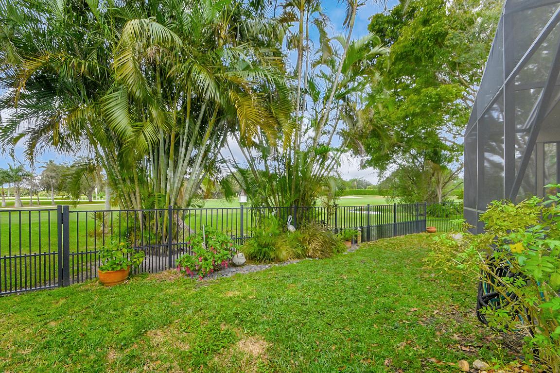 6105 Beaconwood Road